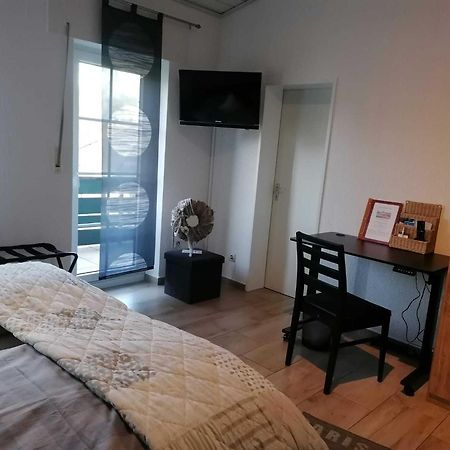 Hotel Haus Hildegard Нидеркрюхтен Экстерьер фото
